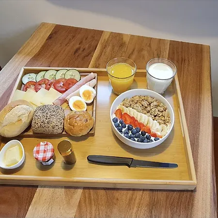 Frühstückspension The Shed 3*